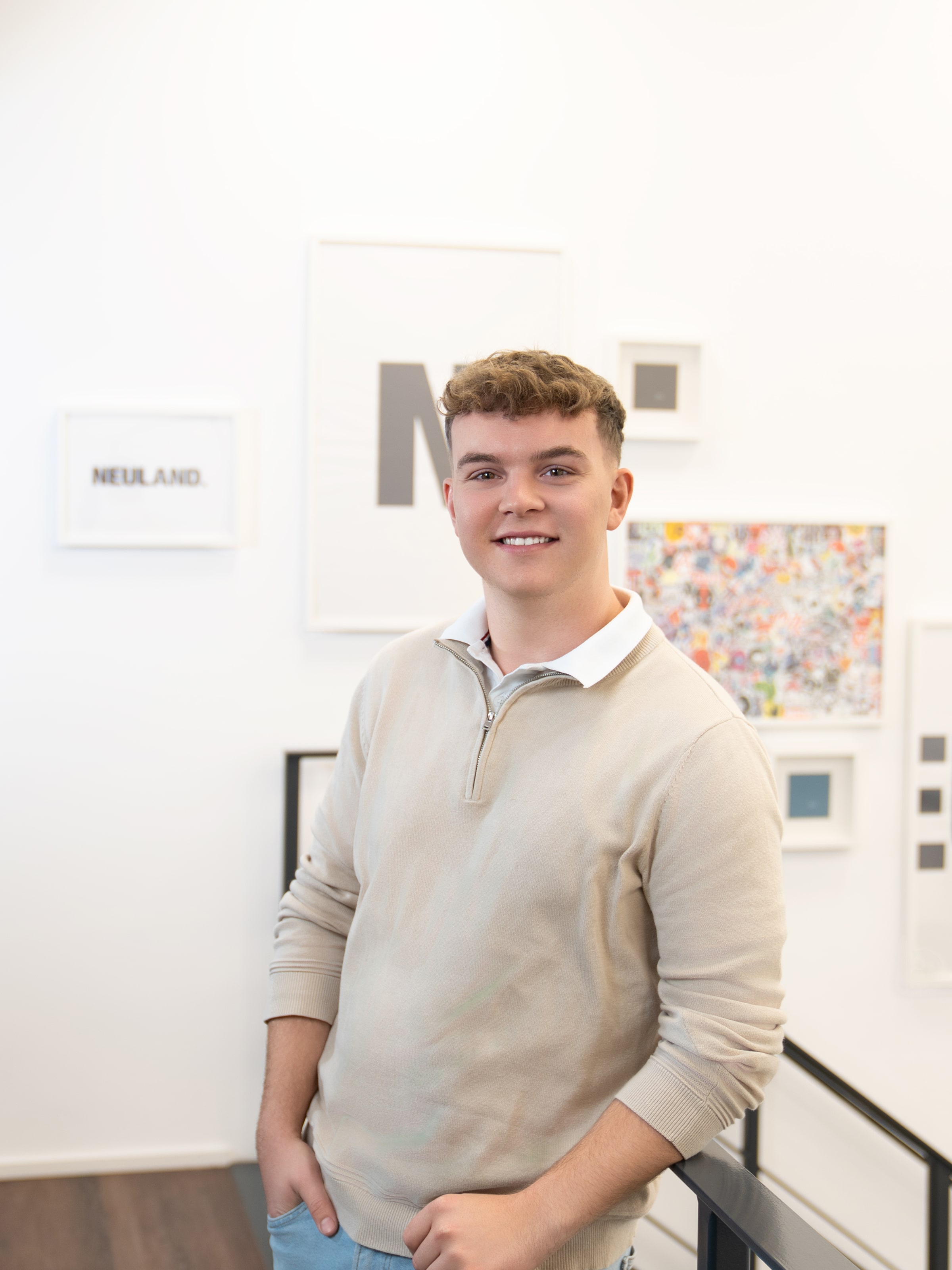 neuland-gmbh-mitarbeiterbilder-jan-hiller.jpg neuland-gmbh-mitarbeiterbilder-jan-hiller.jpg